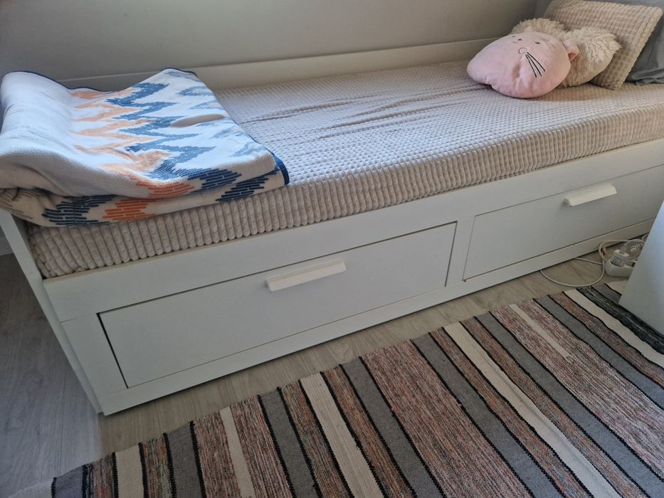 Cama solteiro BRIMNES