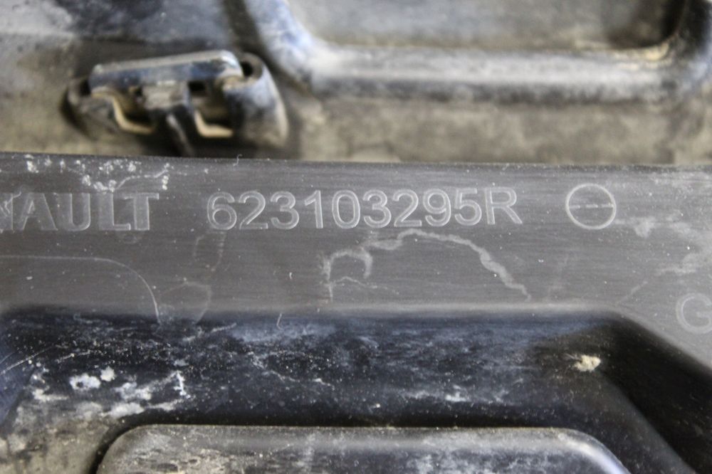 atrapa chłodnicy grill 623103295r renault kwid
