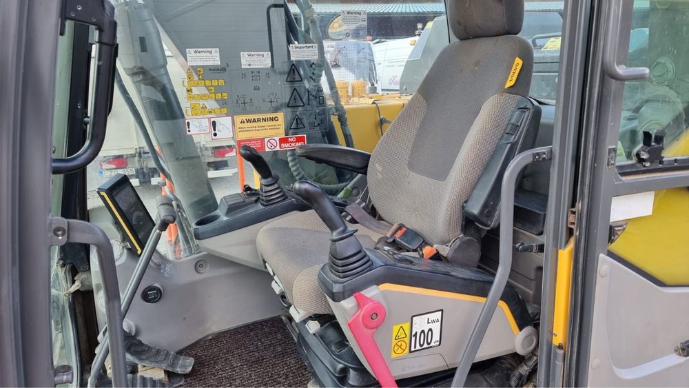Продам экскаватор Volvo EC 140 EL , 2017 г