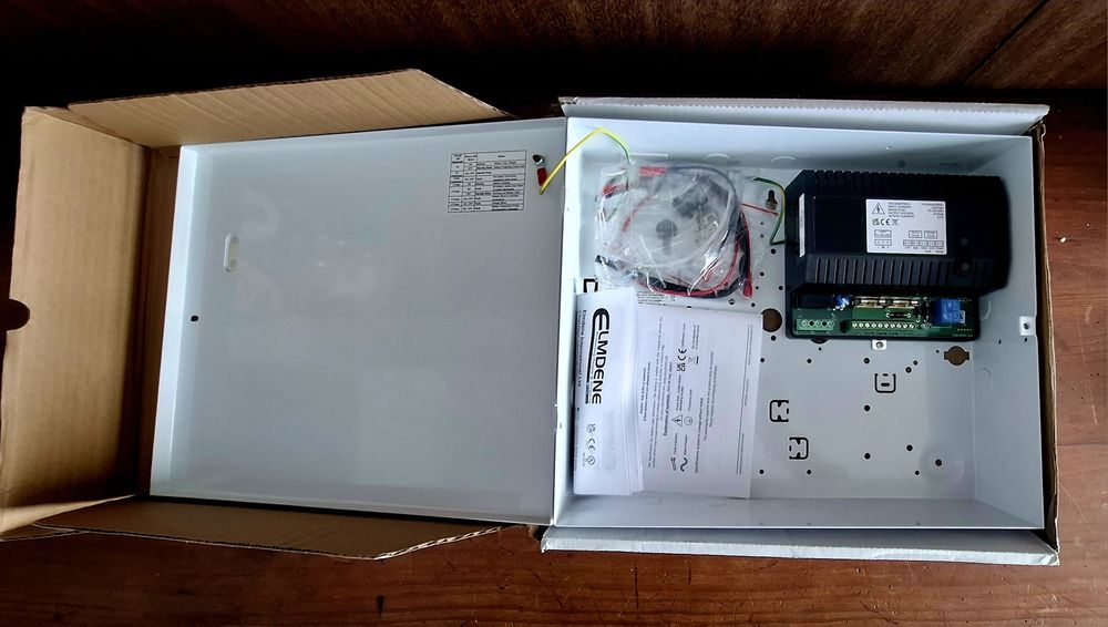 FONTE DE ALIMENTAÇÃO 24V Dc, 5A