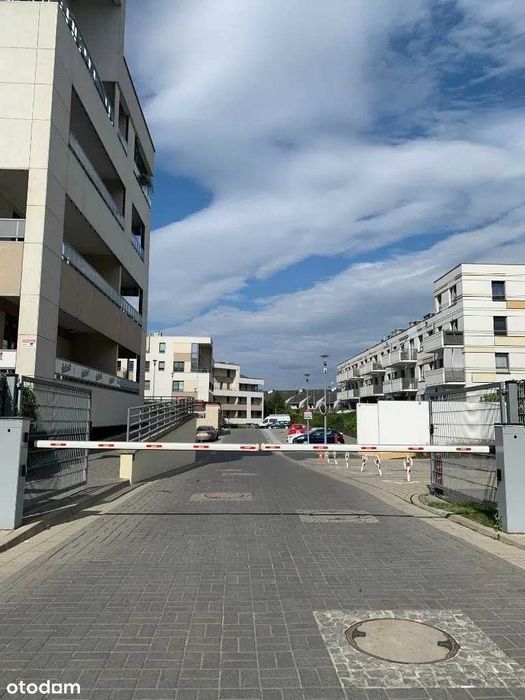 Miejsce parkingowe na motor/jednoslad na Wojszycach