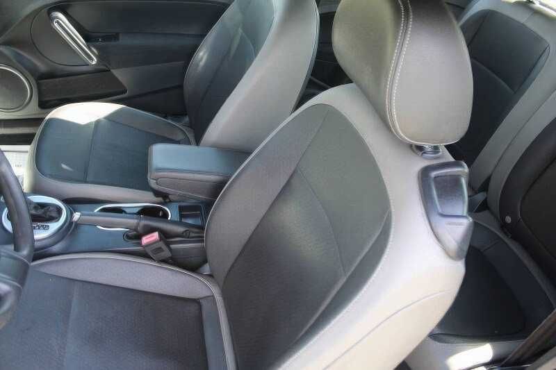 2015 Volkswagen Beetle 1.8T Classic PZEV