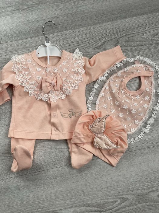 Продам новий комплект для дівчинки