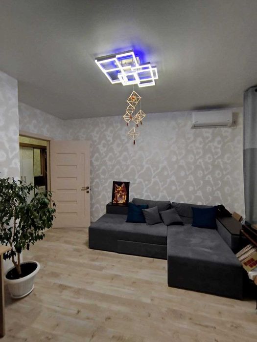 Продаж з меблями та технікою євродвушки в новобудові! площею 57 кв.м.