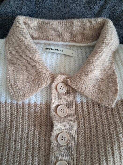 Krótki sweterek w paski