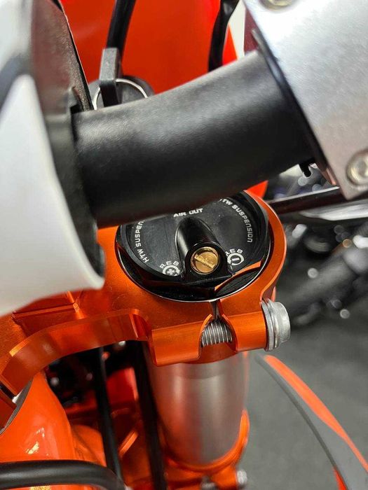 Мотоцикл STN V9 Enduro