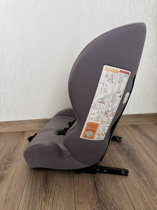Дитяче автокрісло на  Isofix 9-36