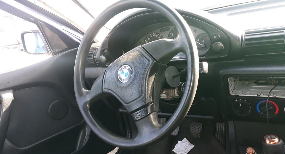 BMW 318 TDS COMPACT DE 1999 DISPONÍVEL PARA PEÇAS