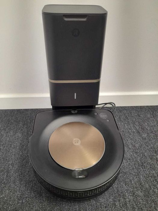 iRobot Roomba s9+ – robot sprzątający z automatycznym opróżnianiem