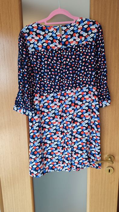 Wiskozowa sukienka w roz. 38