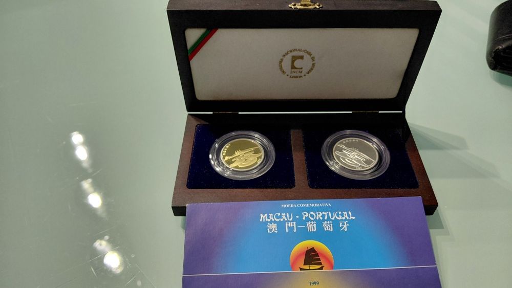 Moedas Macau  Ouro+ Prata+ Estojo