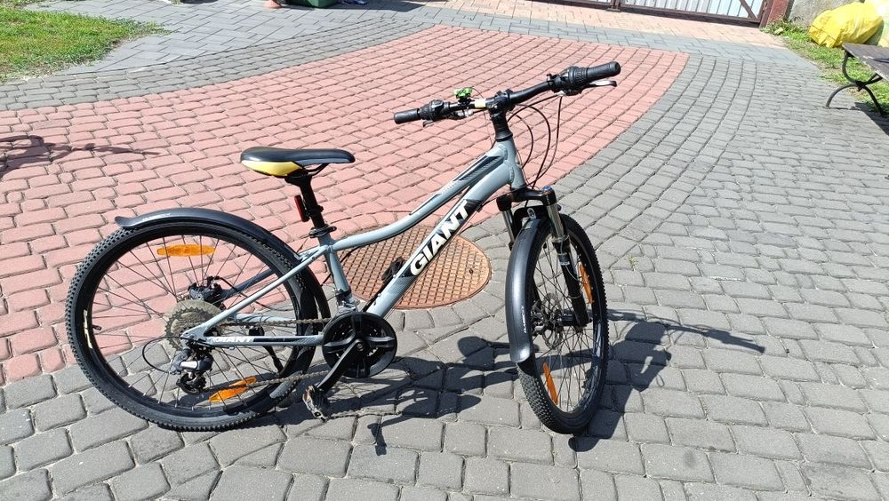 Rower GIANT koła 24
