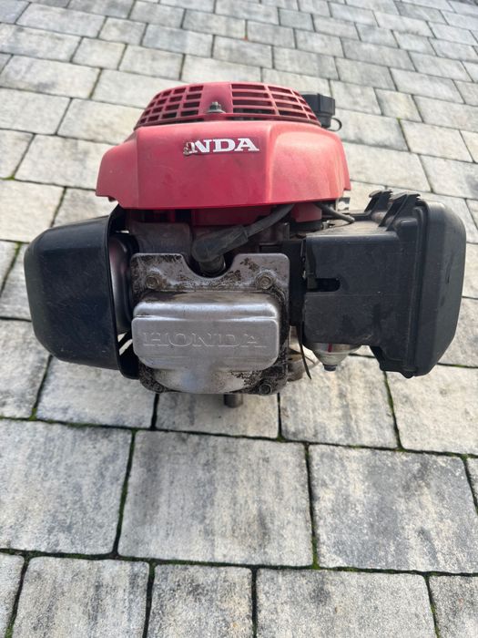 Silnik od kosiarki HONDA