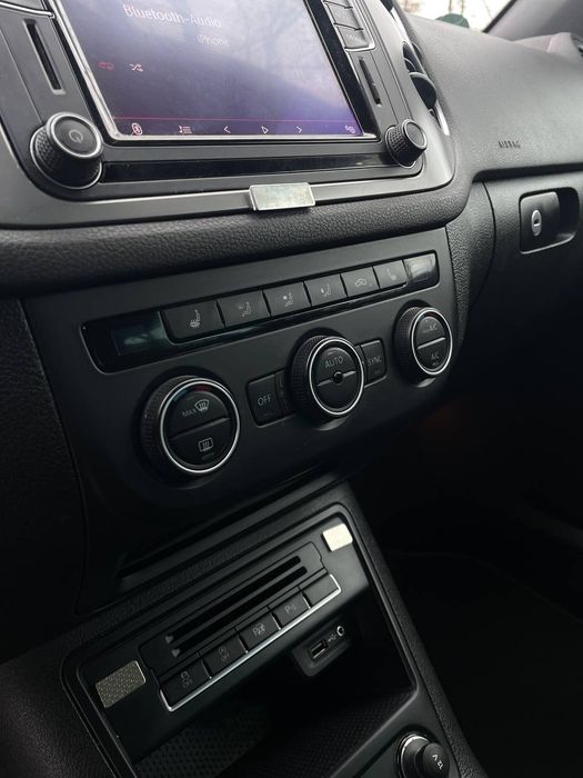 VW TIGUAN Lounge 2.0 TDI