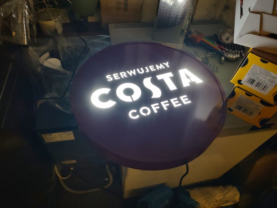 Plafon reklama szyld costa caffe kawa kaseton
