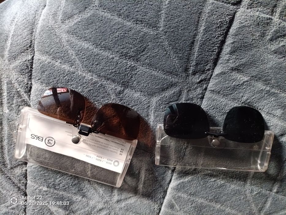 Placa de óculos de sol