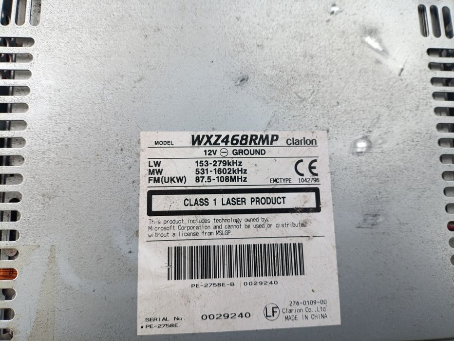 Sprzedam radio klasyk Clarion MP3