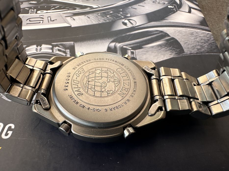 Citizen Chrono Eco-Drive Titanium WR100