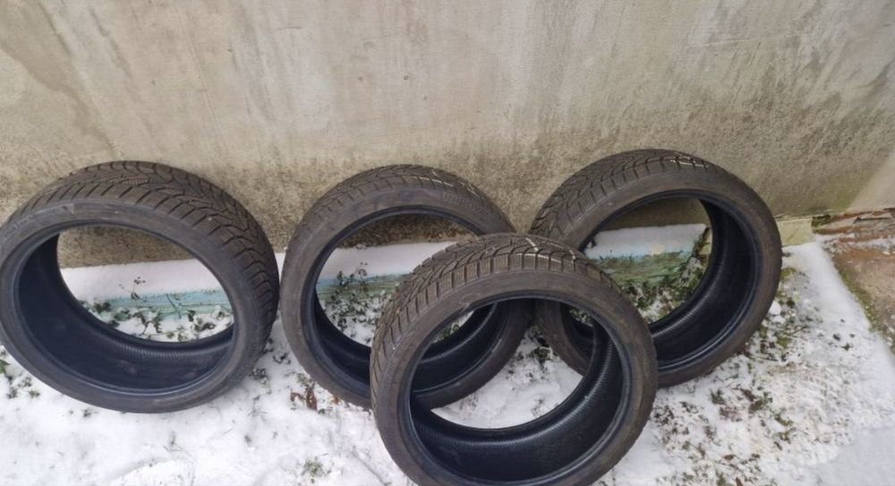 Opony zimowe 215/40 R 18