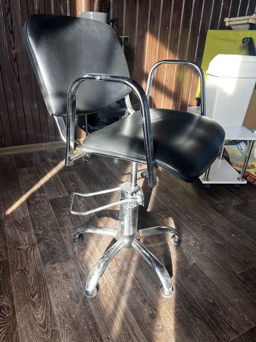 Мийка перукарська+ перукарський стілець+возик перукарський