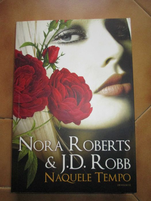 3 livros da escritora  Nora Roberts