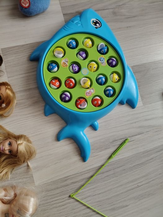 Zestaw różnych zabawek, mix