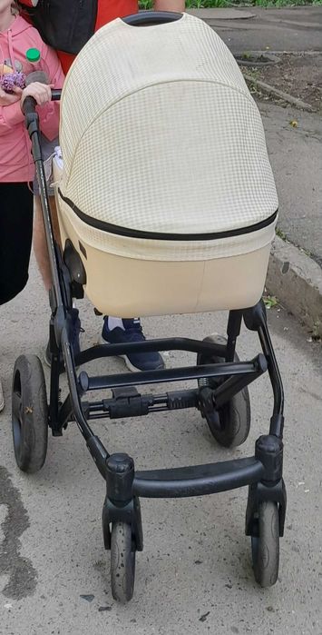 Коляска люлька в гарному стані.
