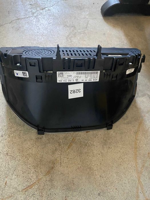 MERCEDES B W246 PAINEL DE INSTRUMENTOS A246.900.2216