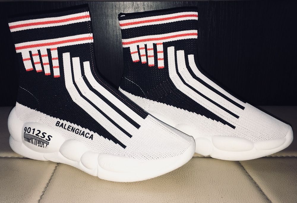 Нові Кросівки   36/37