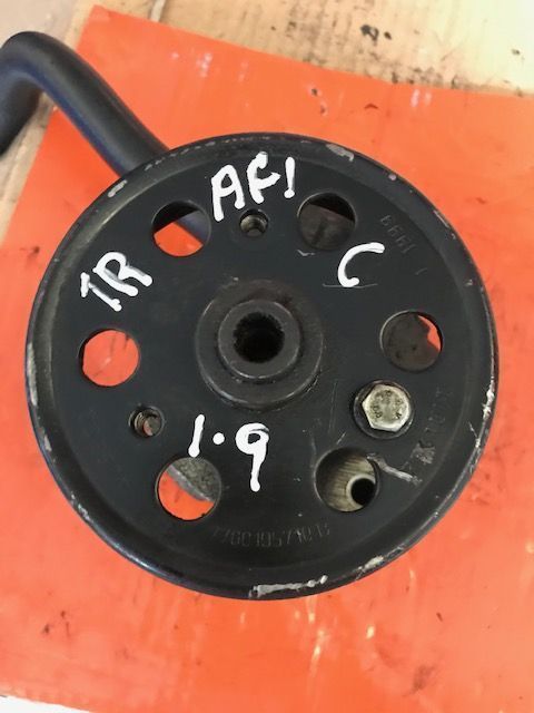 Boma de direçao assistida Renault Trafic 1.9 DCI