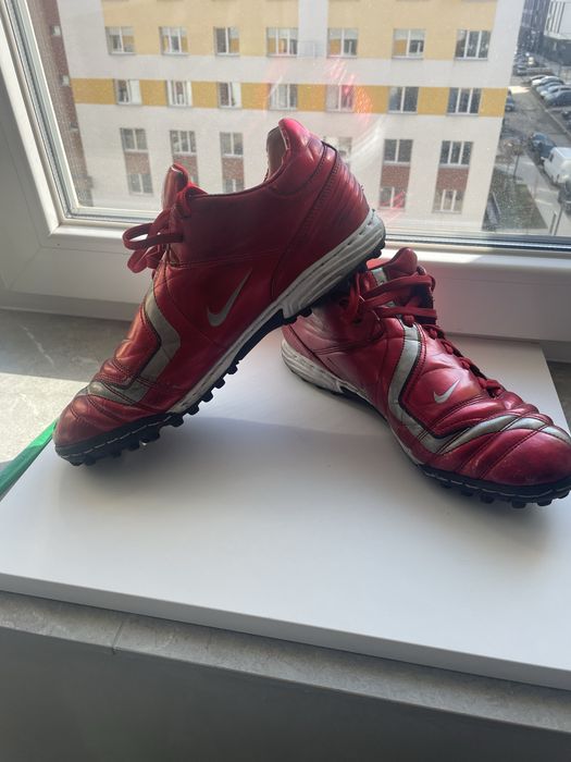 Сороканіжки Nike Total 90