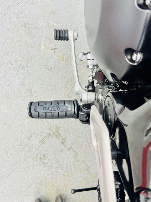 мотоцикл Triumph Speed 400 2024р тільки з Японії доставляємо по Україні