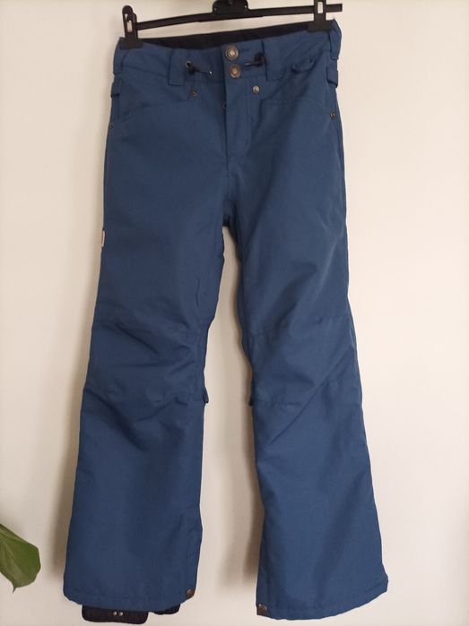 DC spodnie narciarskie chłopięce.