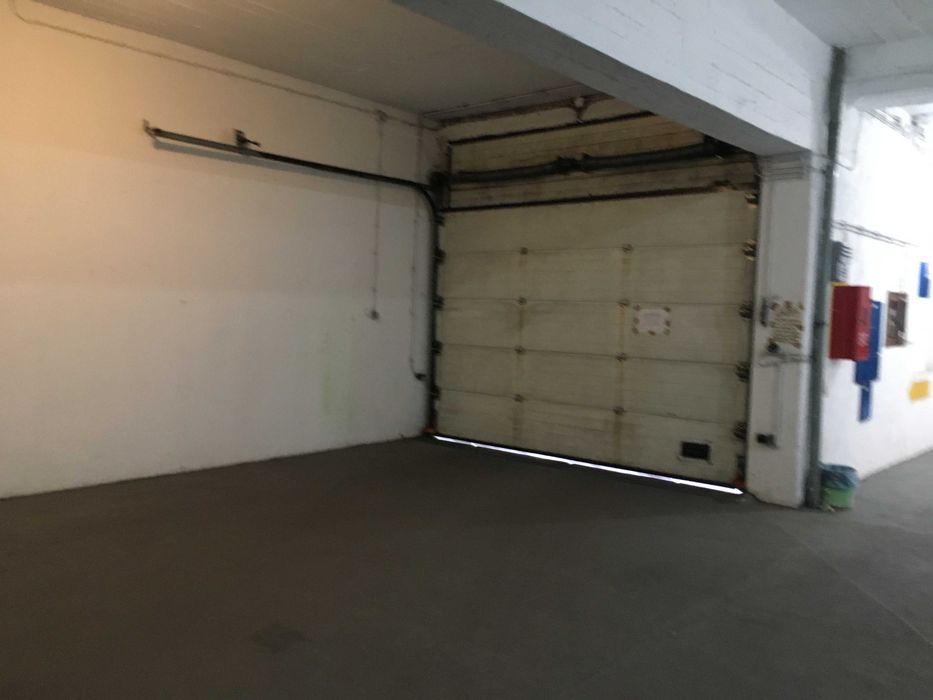 Espaço de Garagem no Centro do Barreiro (Prédios da Biblioteca no Palácio de Coimbra)