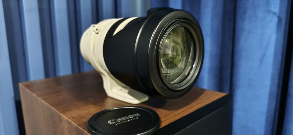 Canon 28-300 mm f/3.5-5.6L IS USM