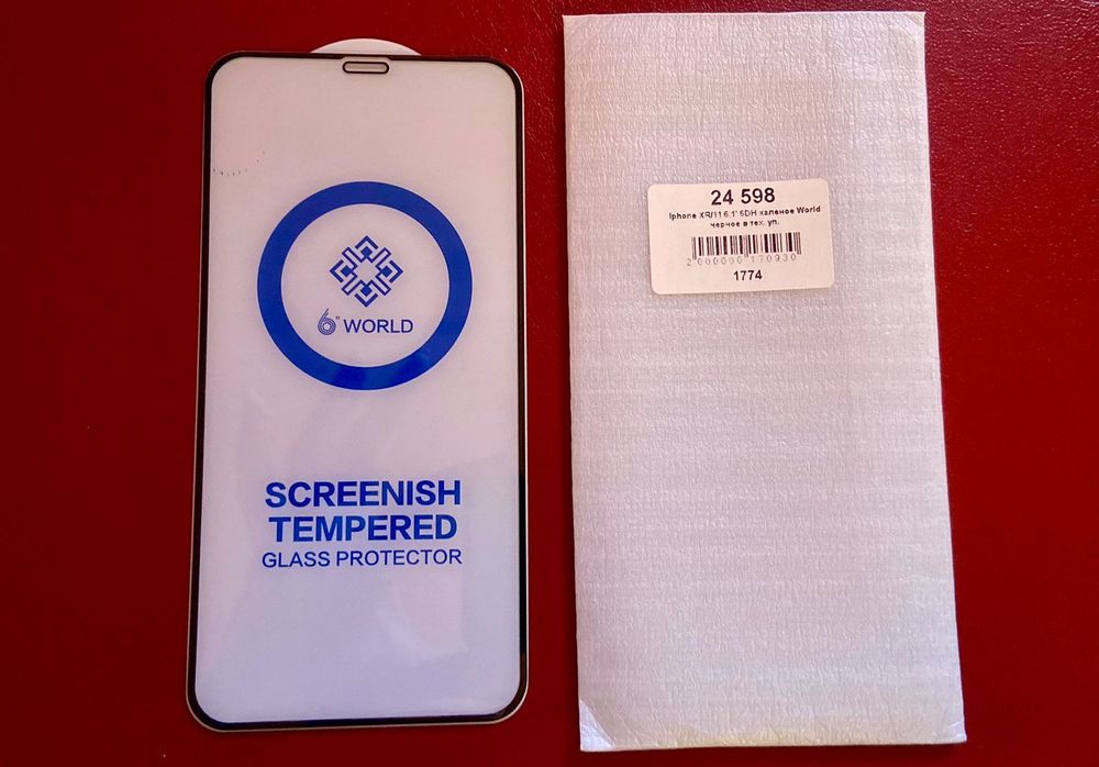 Новое защитное стекло на Iphone XR и 11 iPhone 6DH каленое.