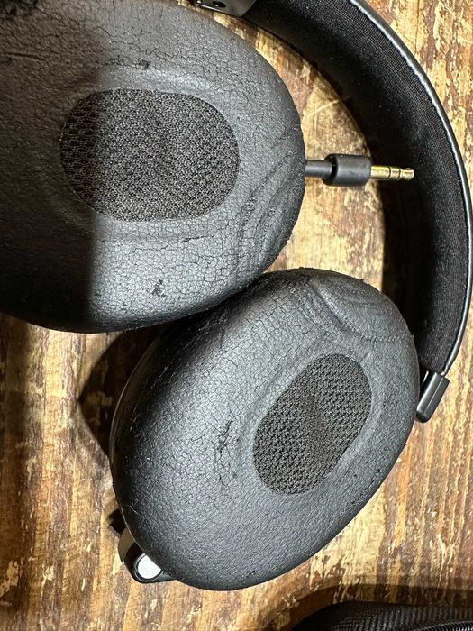 Słuchawki nauszne Bose Triport  plus case