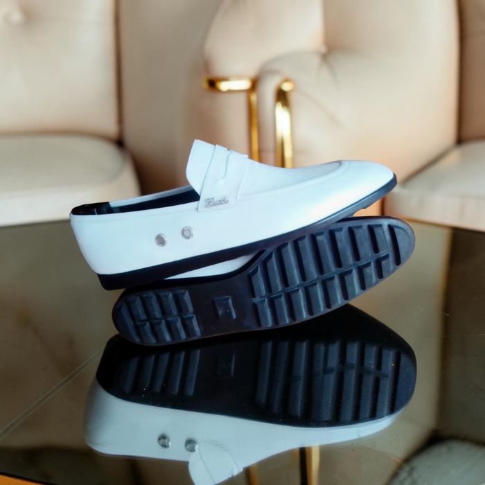Лоферы GUCCI  оригинал Италия 44- 45 туфли мокасины