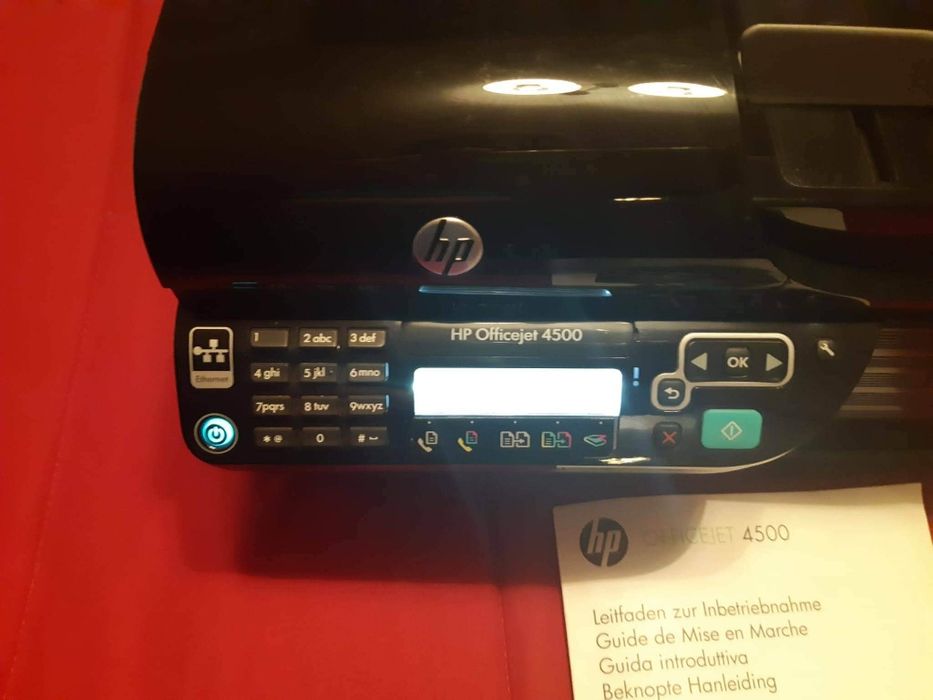 Vendo impressora multifunções HP Officejet 4500 (Série G510) em bom estado de conservação e a funcionar corretamente.