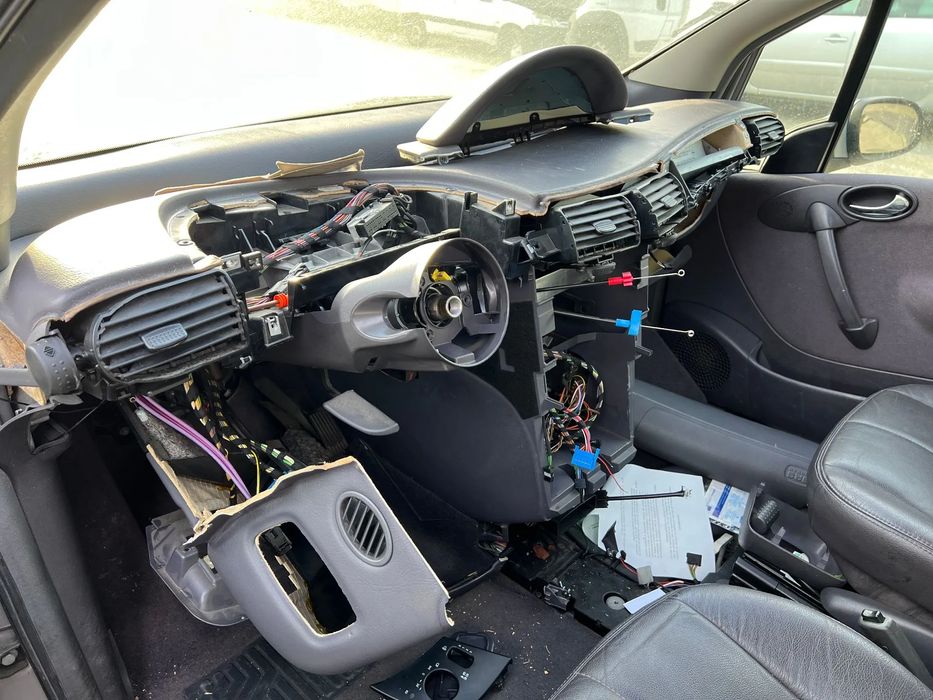 Para peças MERCEDES-BENZ Classe A (W168)