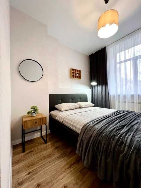 New! 3 кімнатна в Центрі!Подобово