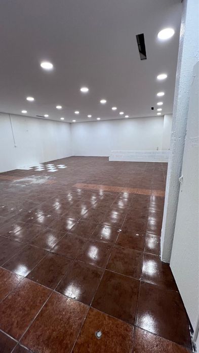 Loja com 104m2 para vender ( para arrendar 800€)