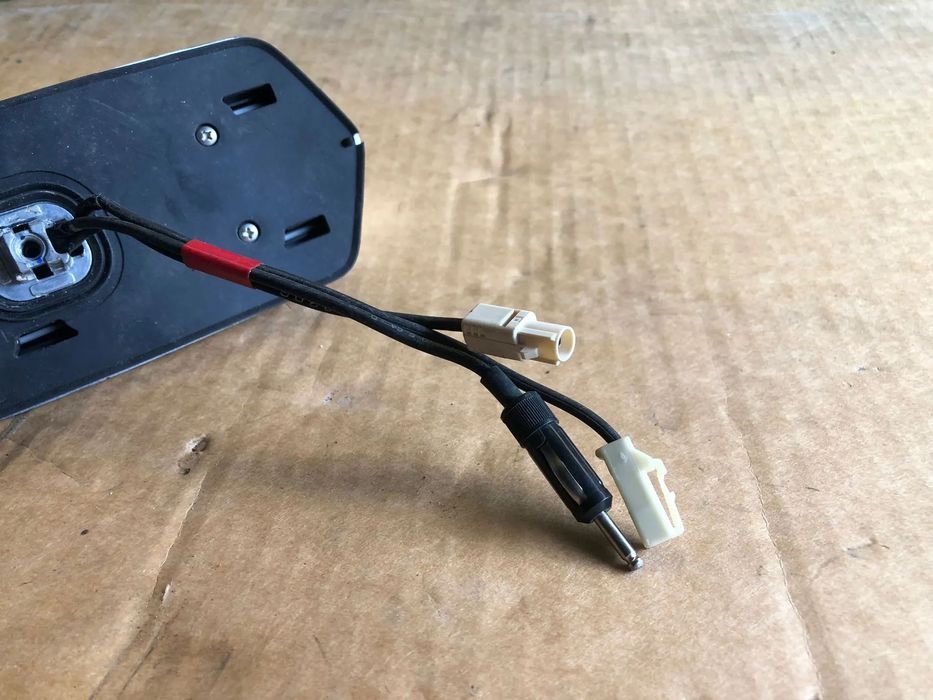 MITSUBISHI OUTLANDER ANTENA - Z354