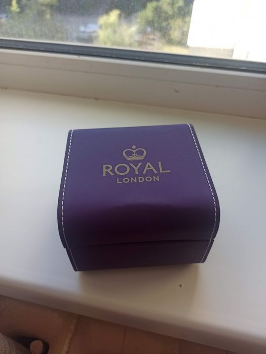 Новий жіночий годинник Royal London