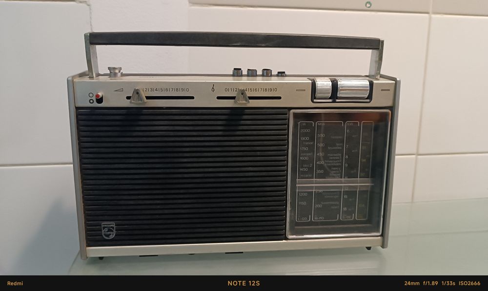 Rádio Vintage Philips 90 RL 414 | Peça de Coleção | Anos 60/70