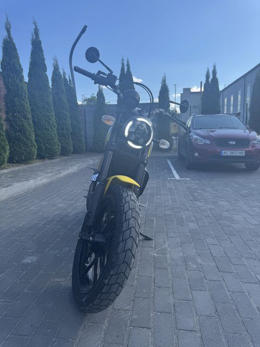 Ducatti scramler 800 2016p