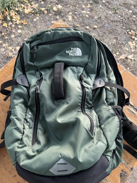рюкзак • The North Face• Колір: Зелений / Хакі