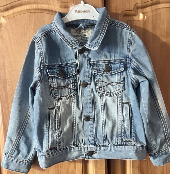 Джинсова курточка