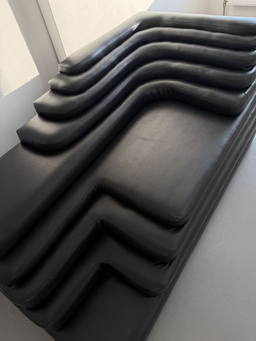 Дизайнерська шкіряна софа