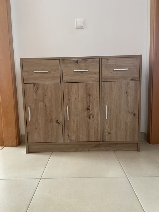 Movel aparador, sala corredor ou cozinha, bastante robusto, novo